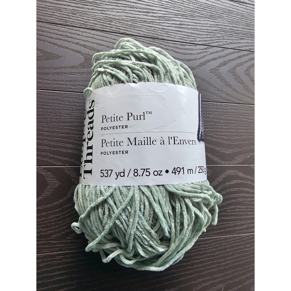 Loops & Threads Petite Purl Yarn Jadeite Green 8.75oz 537yd Medium 4 Polyester